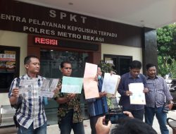 Kasusnya Berjalan Di Tempat Sejumlah Warga Korban Penipuan Mafia Tanah Gruduk Polres Metro Bekasi