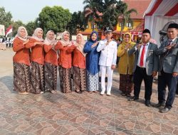 Hadiri Upacara HUT RI ke 79 di Kecamatan Serang Baru,Kades Jayamulya:Ajak Masyarakat Songsong Indonesia Emas