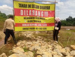 Tiga Tahun Tanpa Kejelasan Ganti Rugi, Warga Setu Blokir Proyek Tol Japeksel 2A